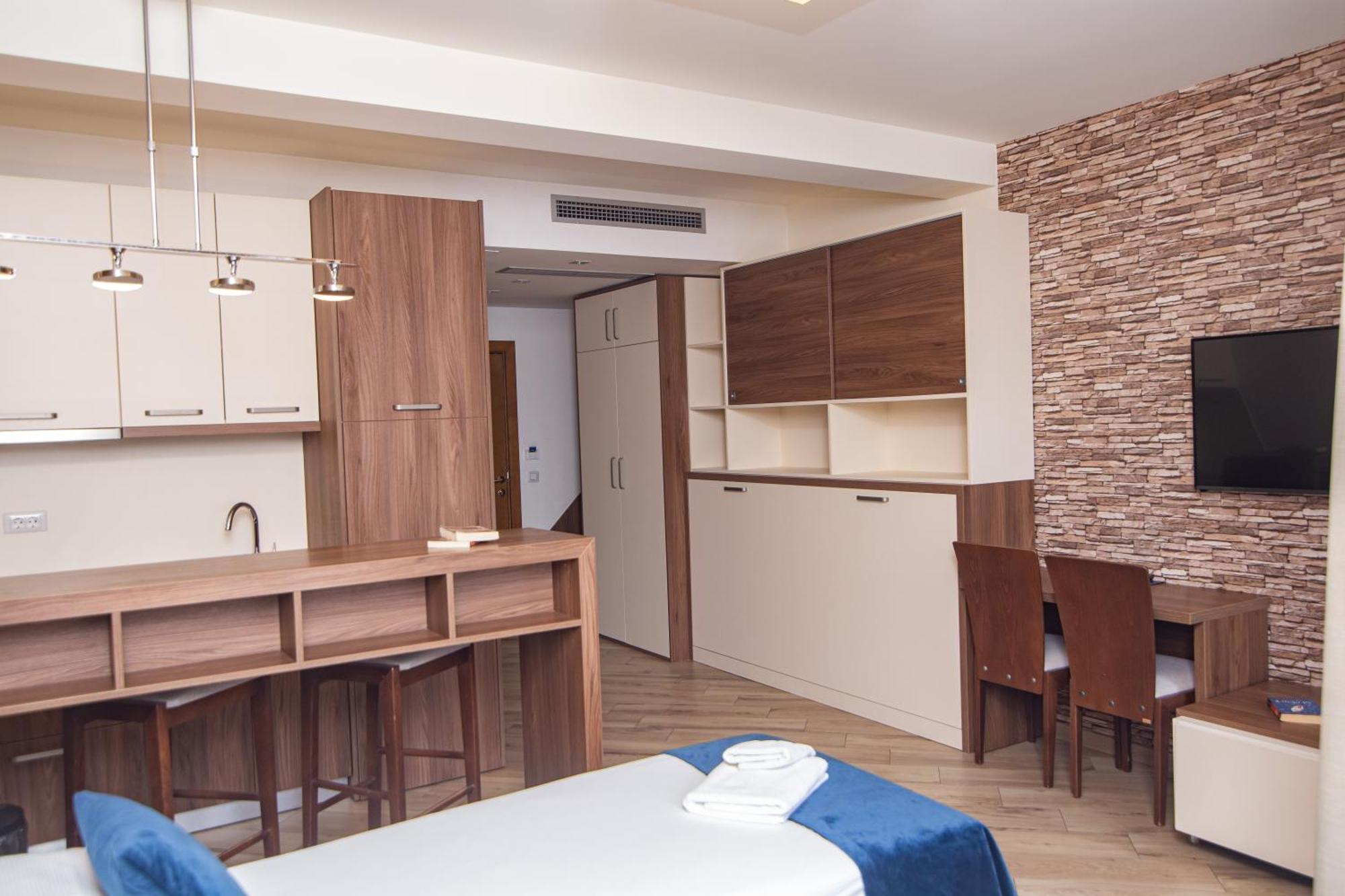 Apartment Central Inn *